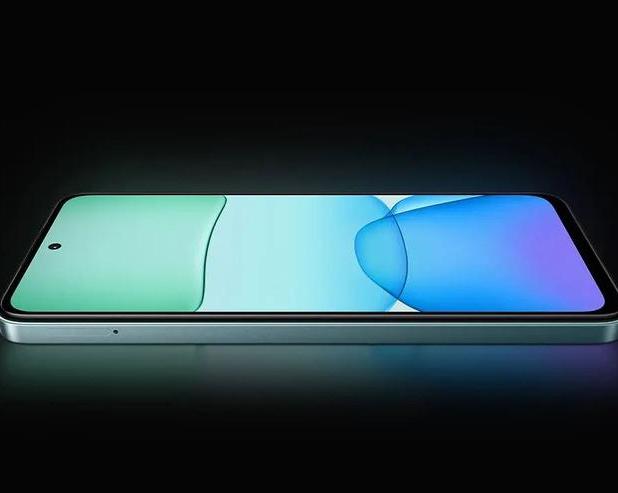 Xiaomi официально представила Redmi 13