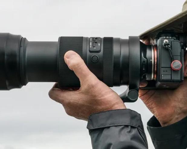 Tamron представила универсальный зум-объектив для полнокадровых камер Sony